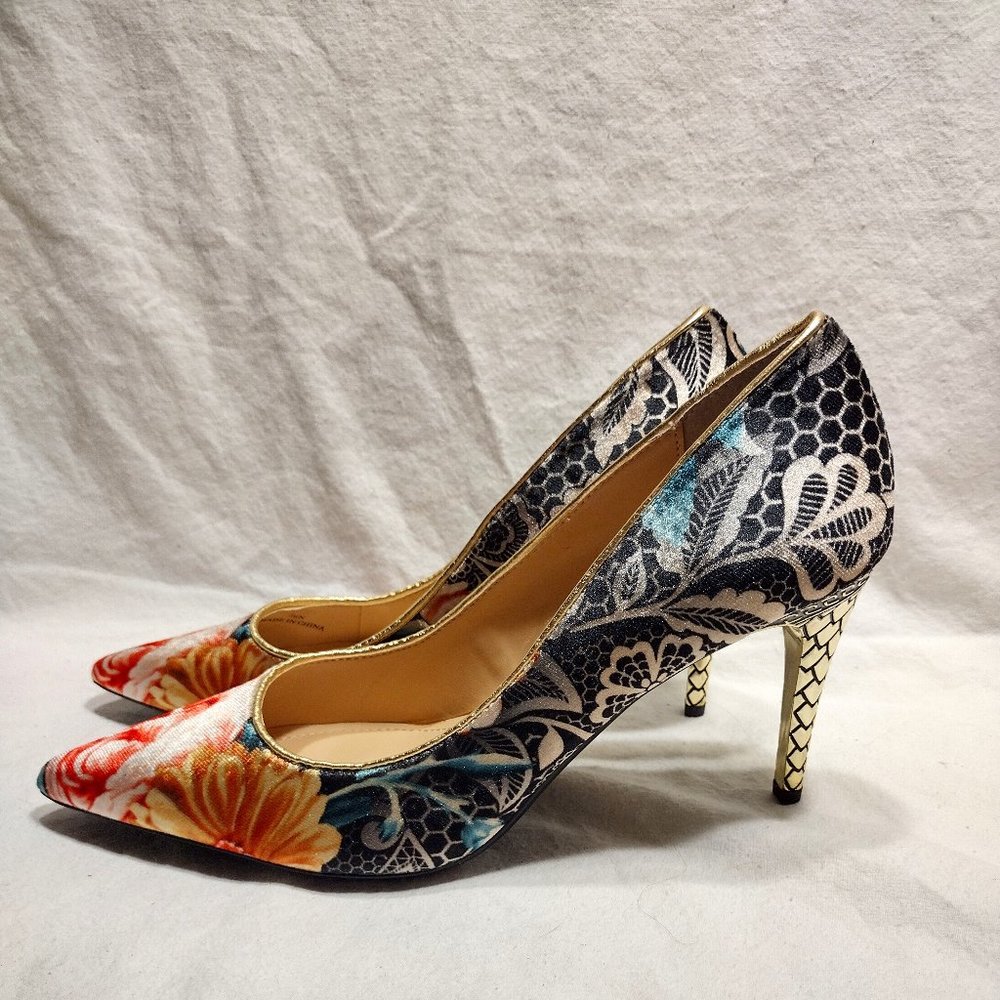 🌟 J. Renee' || 3.5" Maressa Floral Velvet Heels